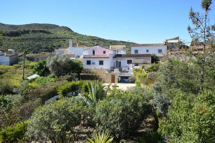 Image No.2-3 Bed Country House for sale