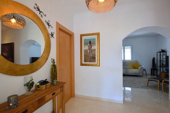 Image No.17-3 Bed Villa for sale