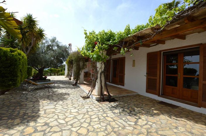 Image No.7-Villa de 2 chambres à vendre à Bédar