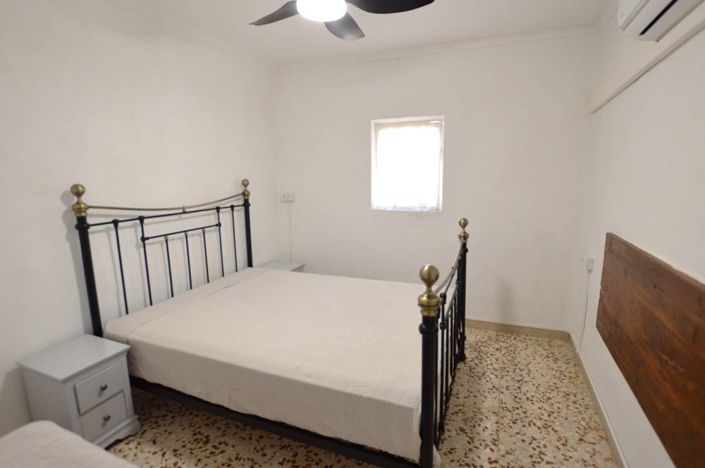 Image No.18-3 Bed Townhouse for sale