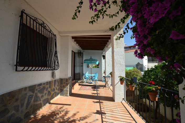 Image No.10-3 Bed Townhouse for sale