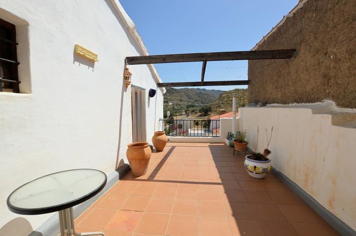 Image No.7-2 Bed Village House for sale