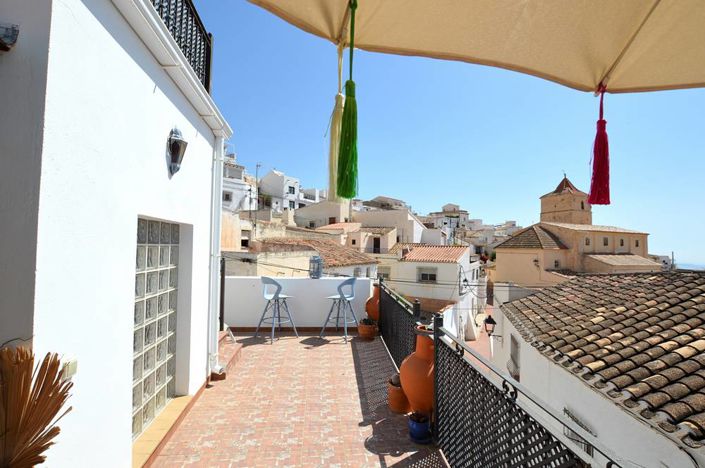 Image No.3-3 Bed Townhouse for sale