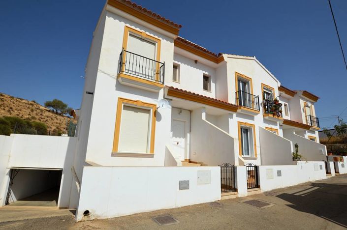 Image No.12-2 Bed Townhouse for sale