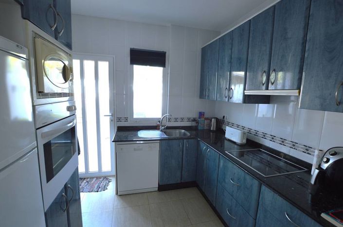 Image No.17-2 Bed Townhouse for sale