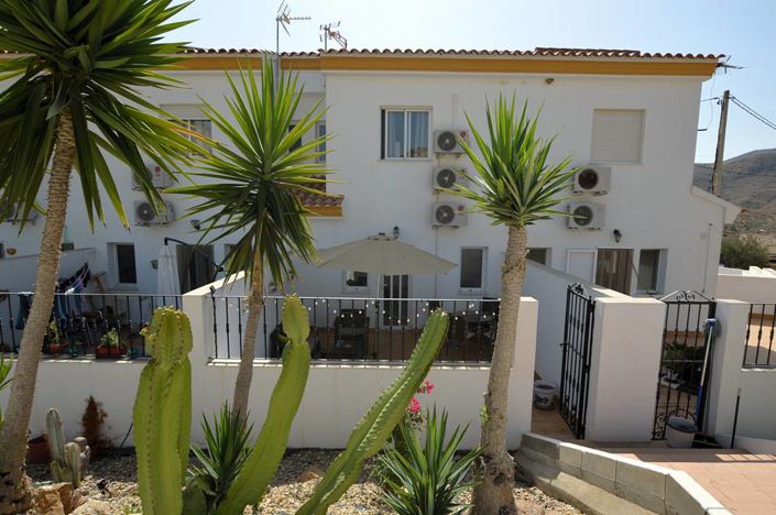 Image No.7-2 Bed Townhouse for sale