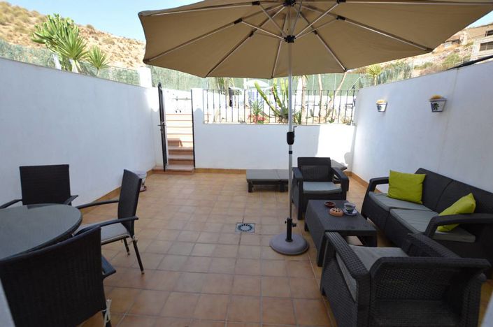 Image No.9-2 Bed Townhouse for sale