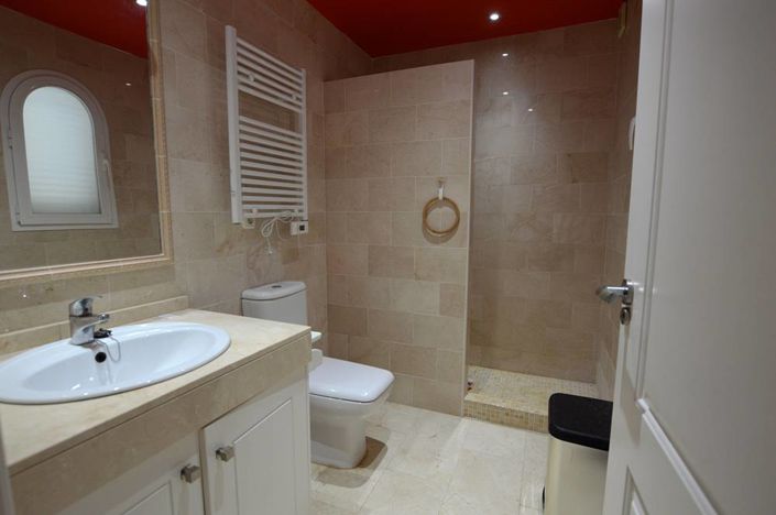 Image No.19-4 Bed Villa for sale