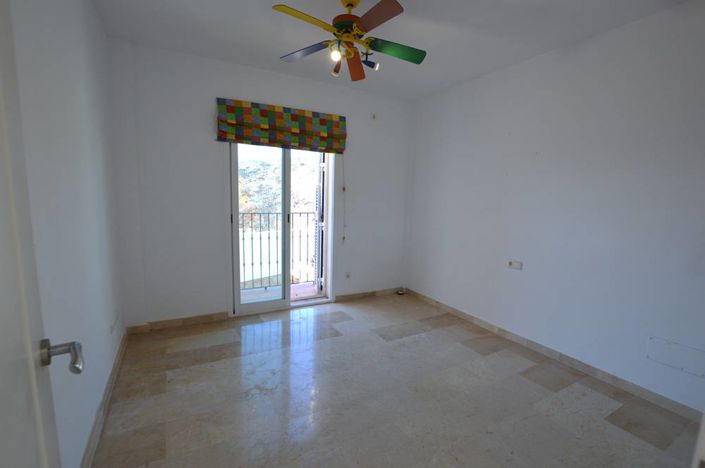 Image No.23-4 Bed Villa for sale
