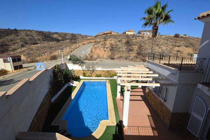Image No.4-4 Bed Villa for sale