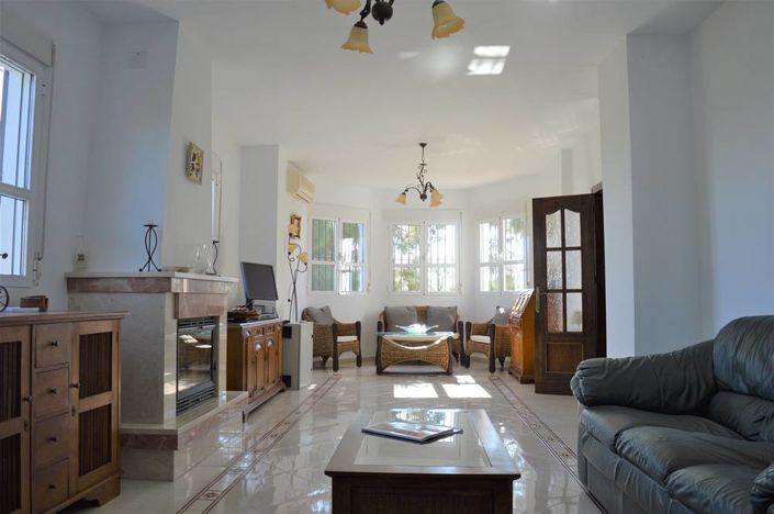 Image No.17-4 Bed Villa for sale