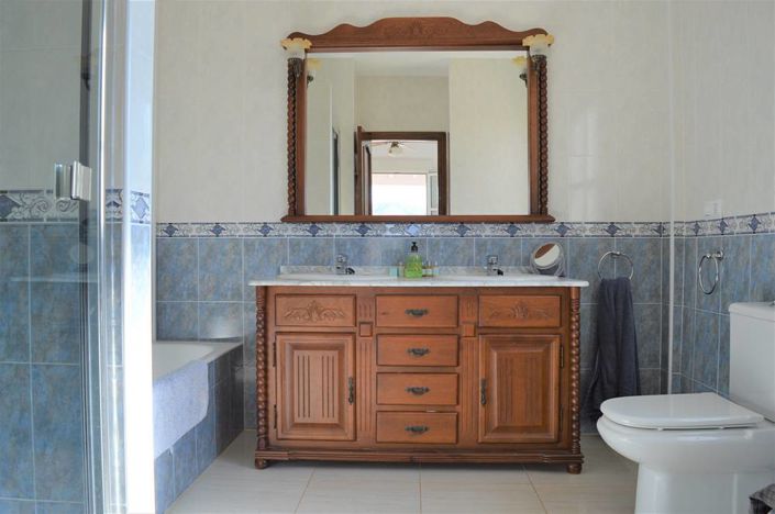 Image No.24-4 Bed Villa for sale