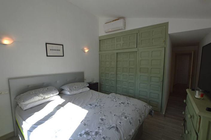 Image No.18-3 Bed Villa for sale