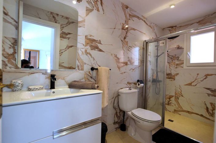 Image No.24-3 Bed Villa for sale
