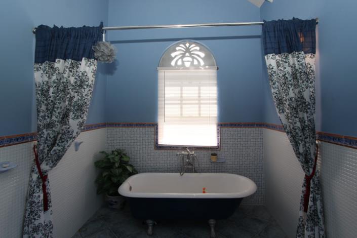 Image No.5-Chalet de 2 chambres à vendre à Cedar Grove