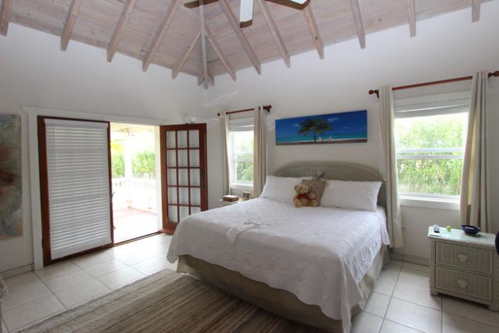 Image No.13-3 Bed Villa / Detached for sale