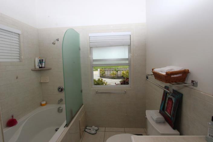 Image No.23-3 Bed Villa / Detached for sale