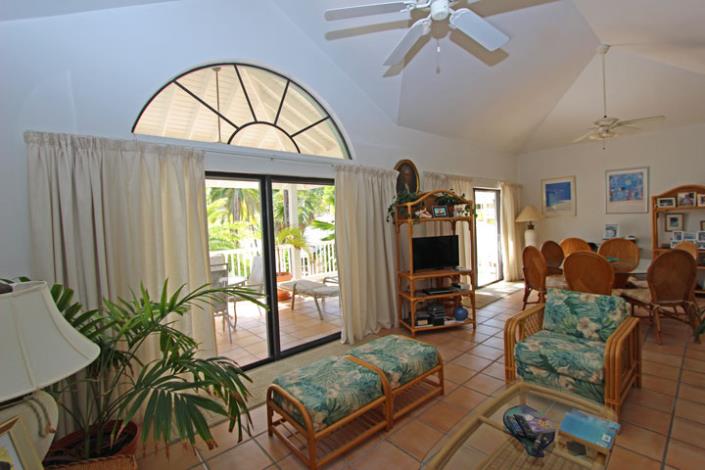 Image No.10-Villa de 2 chambres à vendre à English Harbour Town