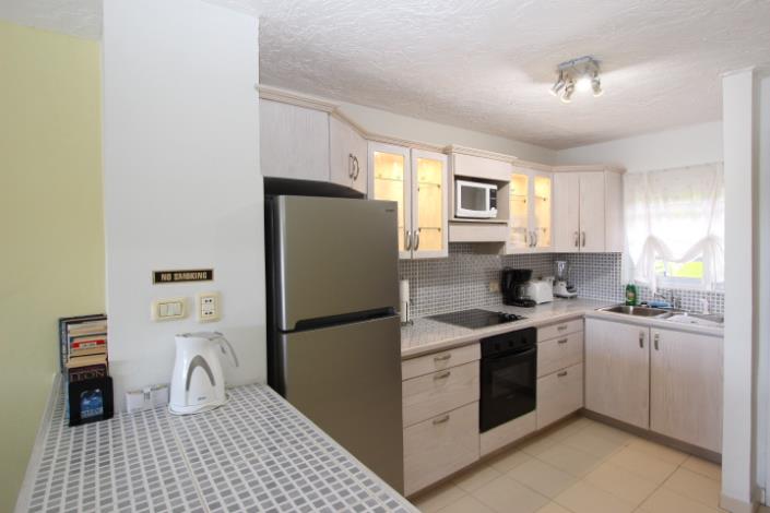 Image No.2-Maison de ville de 2 chambres à vendre à Jolly Harbour