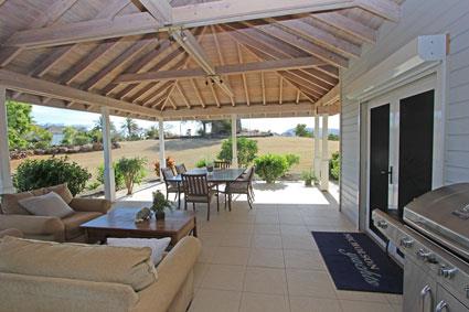 Image No.3-Villa / Détaché de 2 chambres à vendre à English Harbour Town