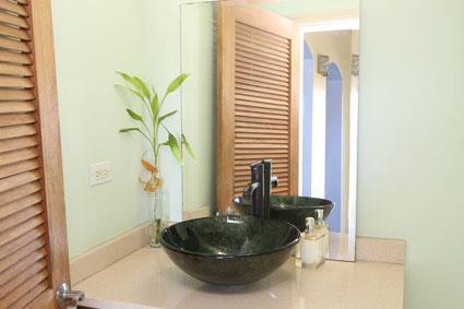 Image No.10-Villa / Détaché de 2 chambres à vendre à English Harbour Town