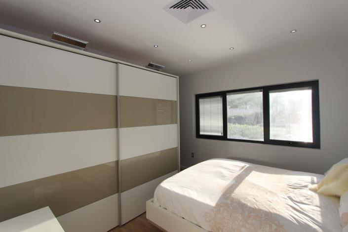 Image No.17-6 Bed Villa / Detached for sale