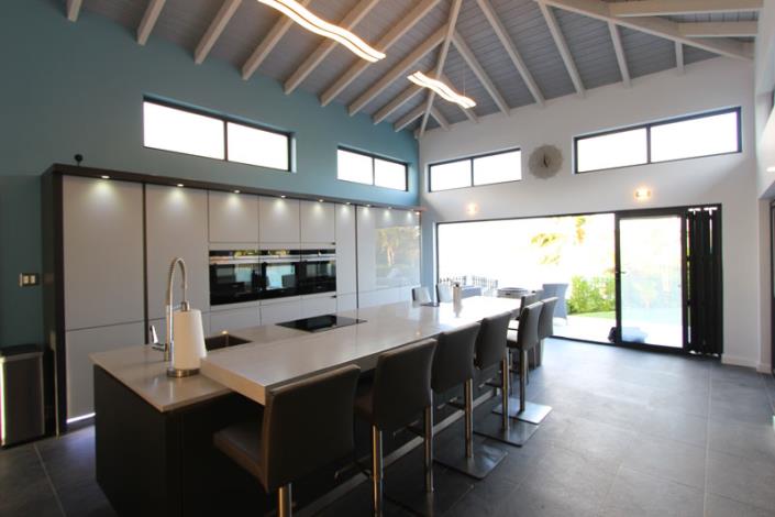 Image No.8-6 Bed Villa / Detached for sale