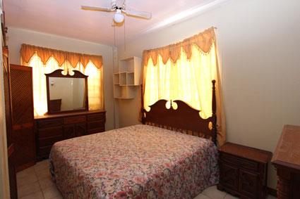 Image No.6-Commercial de 12 chambres à vendre à St Johns