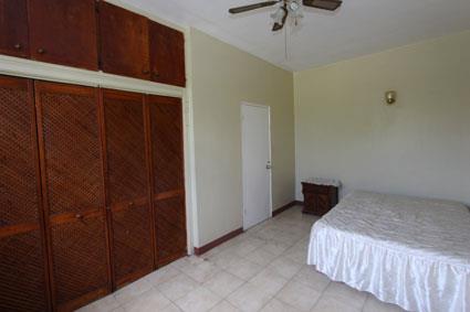 Image No.5-Commercial de 12 chambres à vendre à St Johns