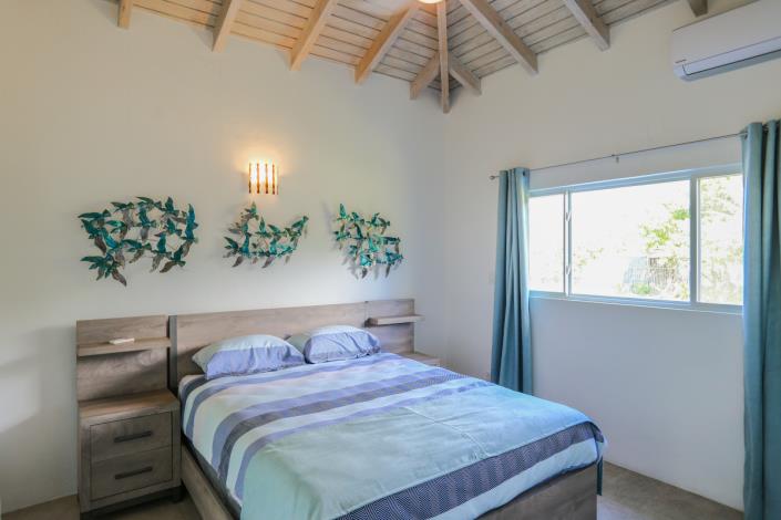 Image No.16-3 Bed Villa / Detached for sale