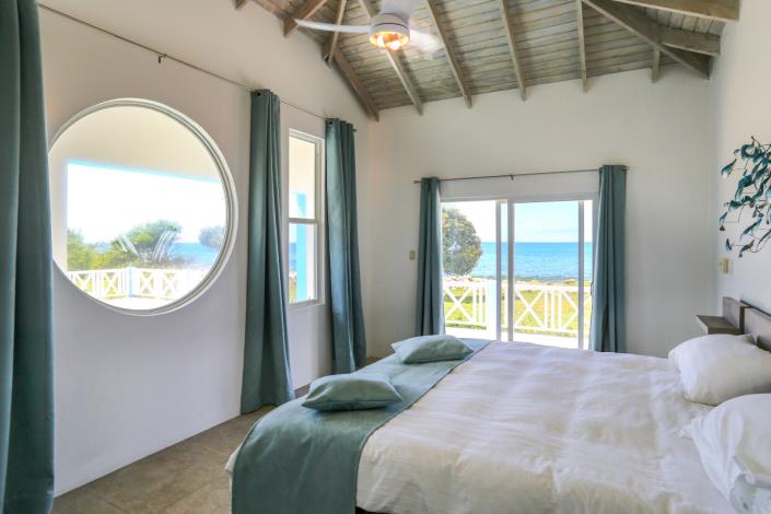 Image No.9-3 Bed Villa / Detached for sale