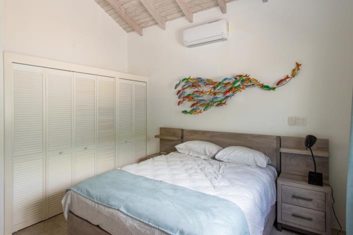 Image No.18-3 Bed Villa / Detached for sale