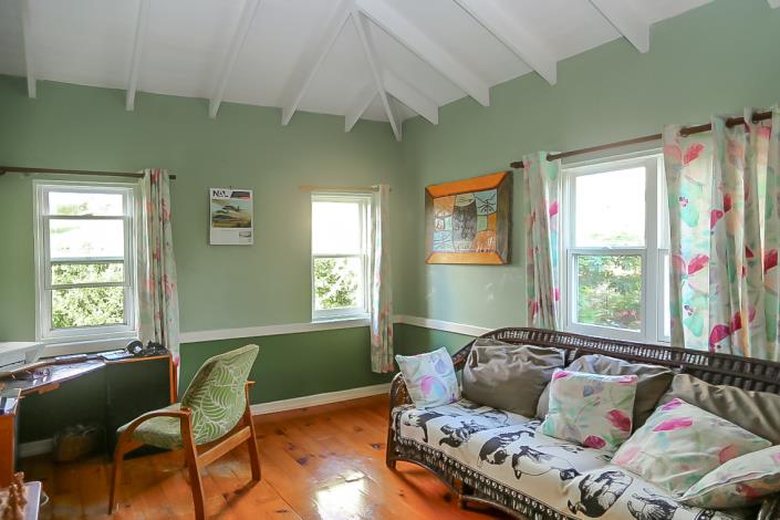 Image No.14-4 Bed Bungalow for sale