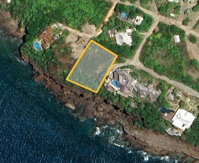 Image No.5-Terre à vendre à English Harbour Town