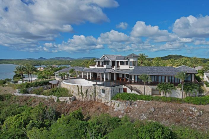 Image No.3-Villa de 16 chambres à vendre à Nonsuch Bay