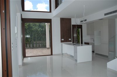 villa-in-playa-honda-9-large
