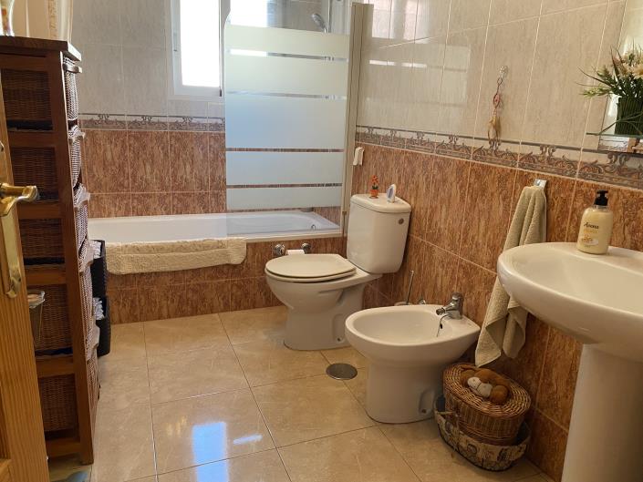 Image No.20-3 Bed Village House for sale