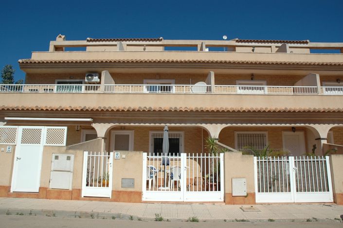Image No.1-3 Bed Townhouse for sale
