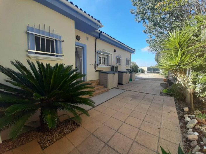 Image No.13-3 Bed Villa for sale