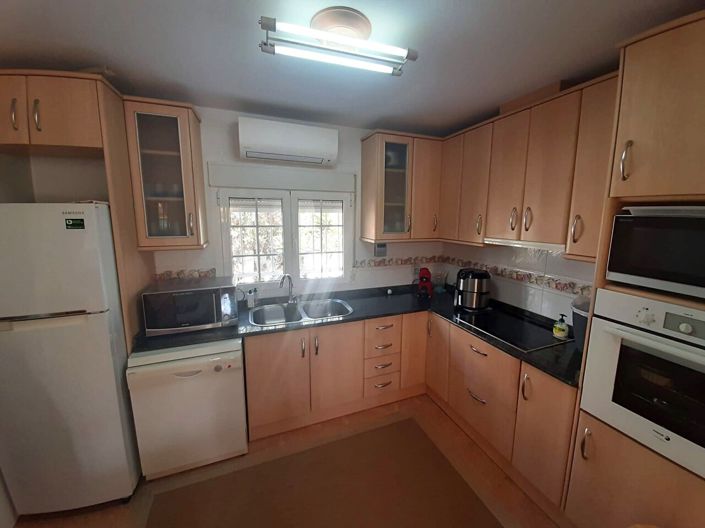 Image No.18-3 Bed Villa for sale