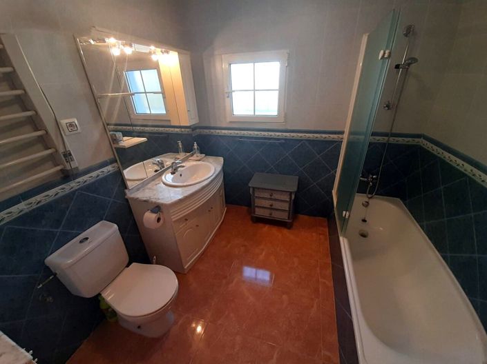 Image No.25-3 Bed Villa for sale