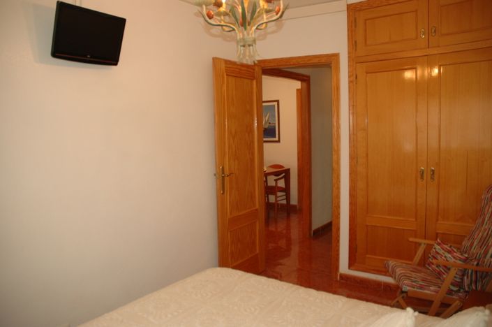 Image No.17-4 Bed Apartment for sale