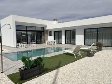 502-villa-for-sale-in-calasparra-1331625-larg