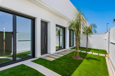 2130-villa-for-sale-in-los-alcazares-1330604-