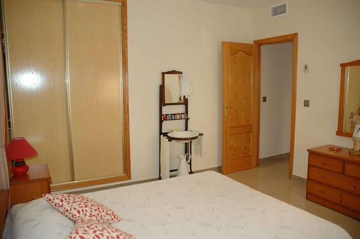 Image No.25-3 Bed Villa for sale