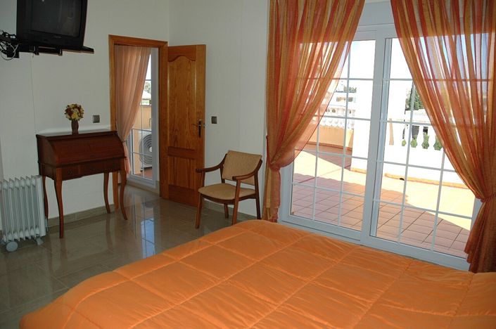 Image No.34-3 Bed Villa for sale