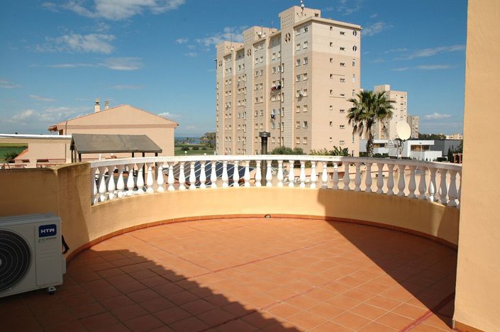 Image No.43-3 Bed Villa for sale