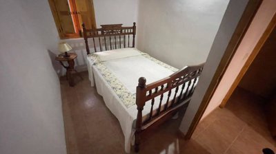 2095-country-house-for-sale-in-gea-y-truyols-