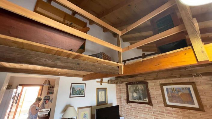 Image No.6-3 Bed Country House for sale