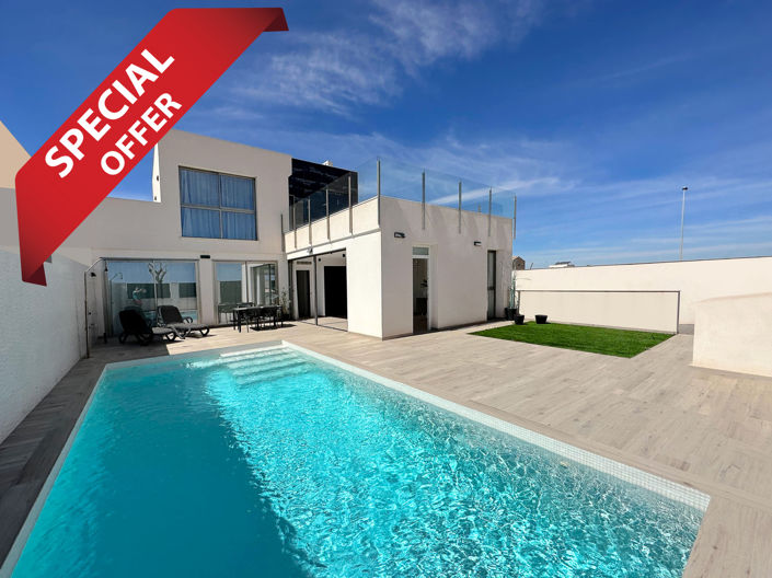 Image No.1-3 Bed Villa for sale
